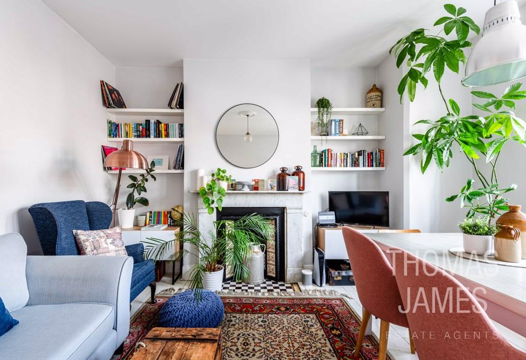 Onslow Gardens, elegant living dining space