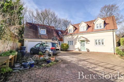 5 bedroom detached house for sale, London Road, Great Notley, CM77