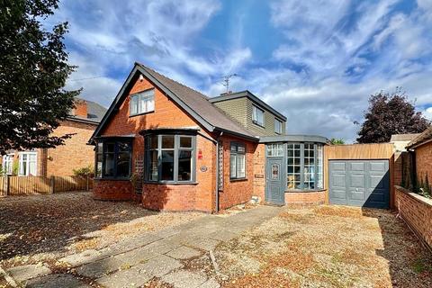 5 bedroom detached house for sale, Glen Parva, Leicester LE2