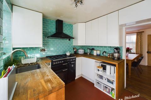 32 Woburn Road, Heath And Reach, Leighton Buzzard, LU7 0AR