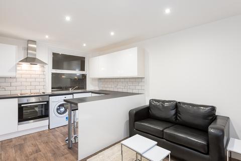 3 bedroom apartment to rent - Blenheim Terrace, Leeds, LS2 9JG