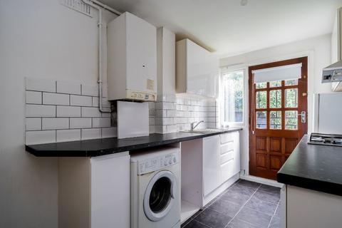 85B Victoria Road, LS6 1DR