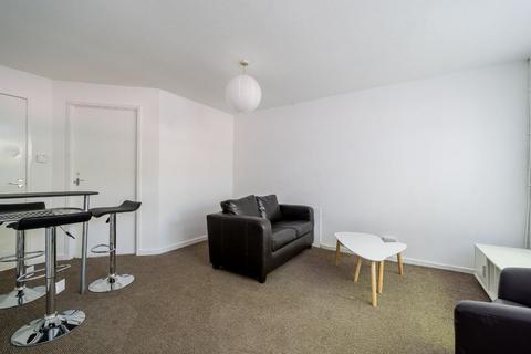 3 bedroom house to rent, 85B Victoria Road, LS6 1DR