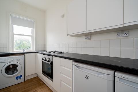 2 bedroom apartment to rent, 1 Kingston Terrace, Leeds, LS2 9BW