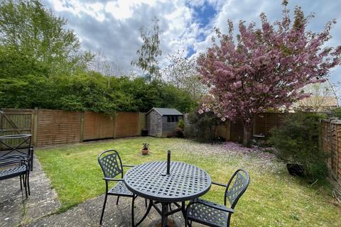 2 bedroom end of terrace house for sale, Willow Drive, Carterton, Oxfordshire, OX18