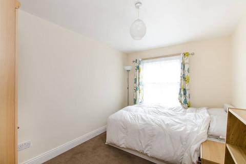 2 bedroom flat to rent, Philbeach Gardens, Earls Court, London, SW5