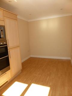 3 bedroom terraced house to rent, Fry's Walk, Norah Fry, Shepton Mallet