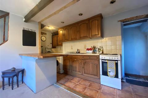 8 Liversedge Row, Bradford, BD7 3LD