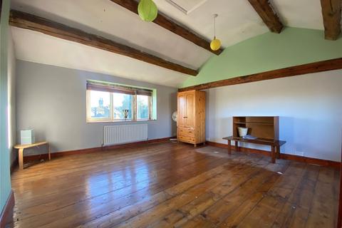 8 Liversedge Row, Bradford, BD7 3LD