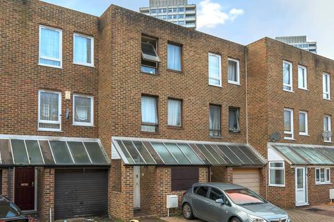 186 Bruce Road, London, E3 3EU