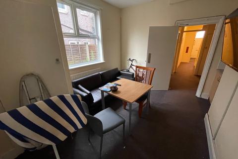 1 bedroom house of multiple occupation to rent, Westminster Road, Coventry, CV1