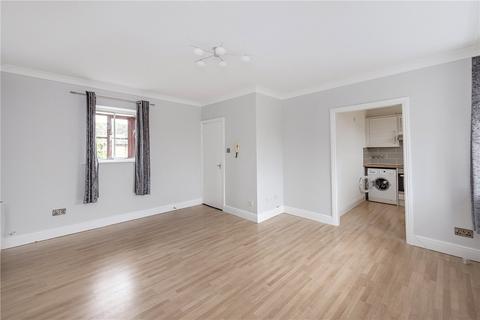 2 bedroom flat for sale, Saddlers Mews, Markyate, St. Albans, Hertfordshire