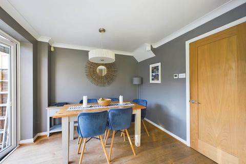 3 bedroom end of terrace house for sale, Kiln Croft Close, Marlow SL7