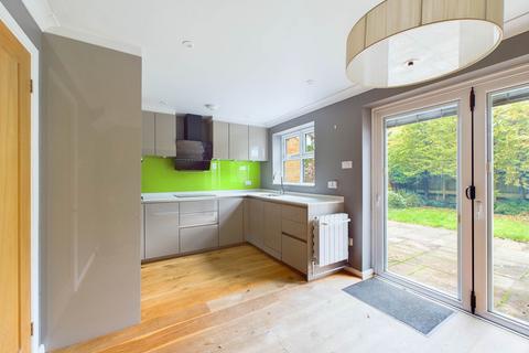 3 bedroom end of terrace house for sale, Kiln Croft Close, Marlow SL7