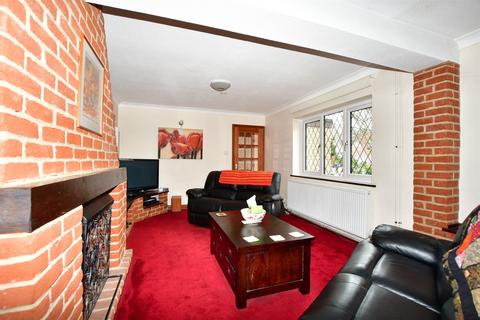4 bedroom end of terrace house for sale, Silverspot Close, Rainham, Gillingham, Kent
