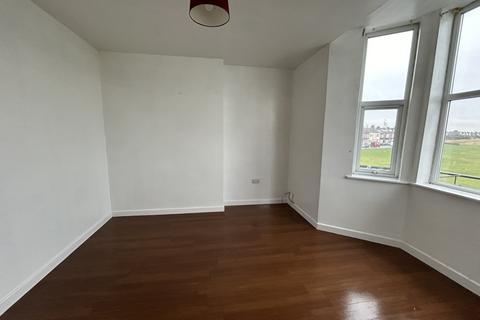2 bedroom flat to rent, Newcomen Terrace, Redcar TS10