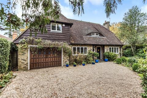 Holly Cottage Rickman Hill Road, Chipstead, Coulsdon, CR5 3LA