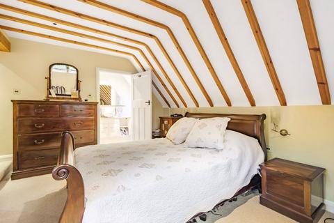 Holly Cottage Rickman Hill Road, Chipstead, Coulsdon, CR5 3LA