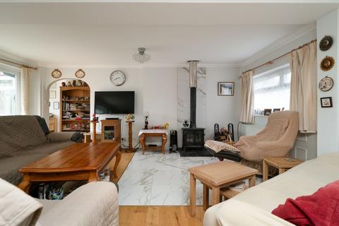 undefined, Station Road, Woldingham, CR3