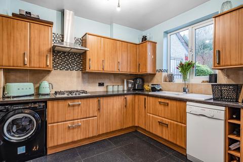 188 Chaldon Way, Coulsdon, CR5 1DH
