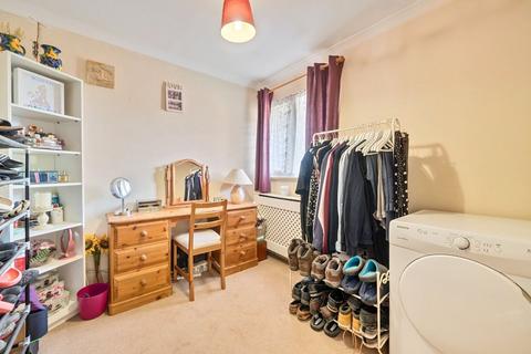 13 Alder Croft, Coulsdon, CR5 2SN