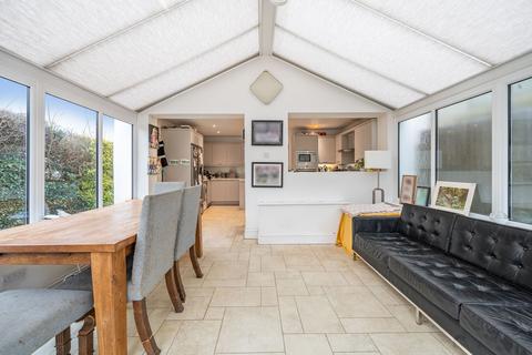 242 Farleigh Road, Warlingham, CR6 9EE