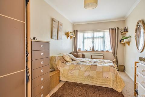 196a Farleigh Road, Warlingham, CR6 9EE