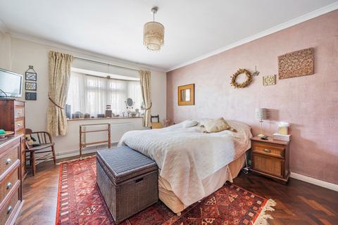 196a Farleigh Road, Warlingham, CR6 9EE