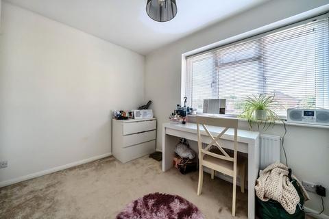 85 Aveling Close, Purley, CR8 4DX