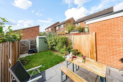 85 Aveling Close, Purley, CR8 4DX