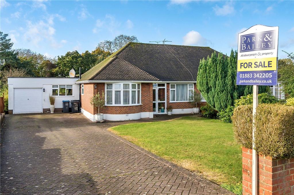Kenley, Kenley CR8 3 bed semidetached bungalow for sale £625,000