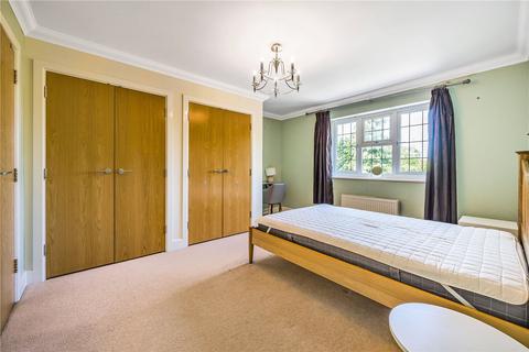 13 Stanstead Close, Caterham, CR3 6DY