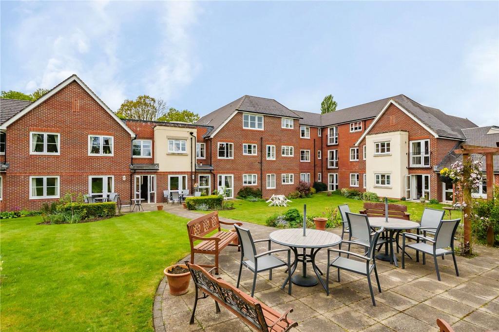 Greenacres Lodge, Warlingham CR6 2 bed retirement property for sale £