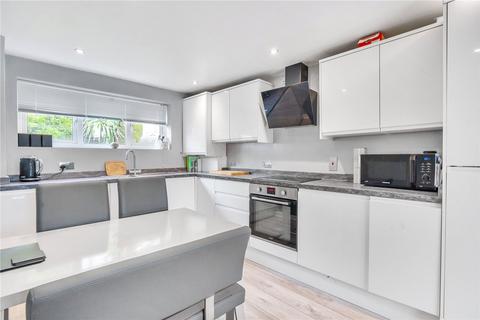 82a Campbell Road, Caterham, CR3 5JN