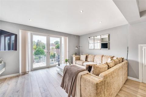82a Campbell Road, Caterham, CR3 5JN