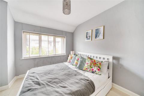 82a Campbell Road, Caterham, CR3 5JN