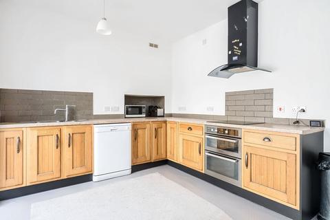 37 Woodcote Grove Road, Coulsdon, CR5 2AJ