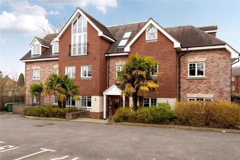 23 Spire Place, Warlingham, CR6 9LW
