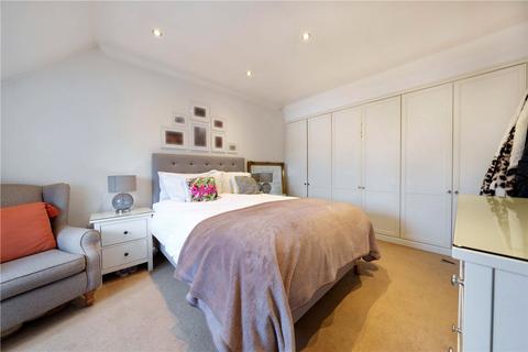 23 Spire Place, Warlingham, CR6 9LW