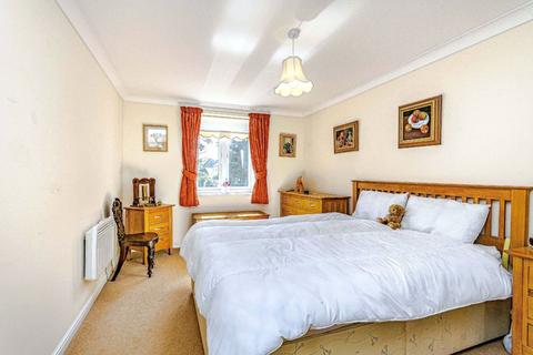 2 bedroom retirement property for sale, Warlingham CR6