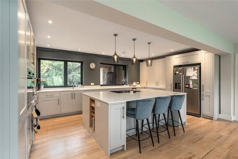 Hollies Lunghurst Road, Woldingham, Caterham, CR3 7EG