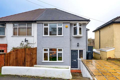 74 Campbell Road, Caterham, CR3 5JN