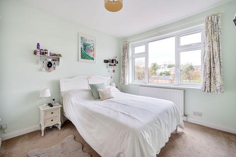 74 Campbell Road, Caterham, CR3 5JN