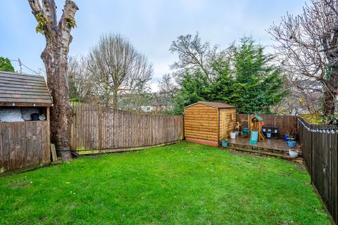 74 Campbell Road, Caterham, CR3 5JN