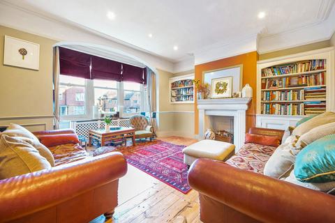 25 Purley Knoll, Purley, CR8 3AF