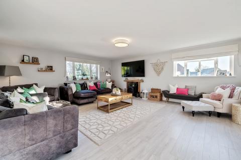 Sercq Coulsdon Lane, Chipstead, Coulsdon, CR5 3QH