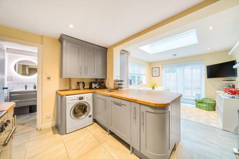 1 Rosebery Road, Kingston Upon Thames, KT1 3LJ