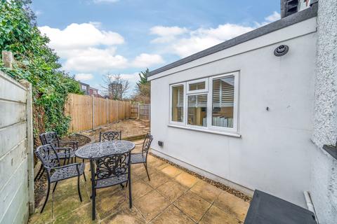 1 Rosebery Road, Kingston Upon Thames, KT1 3LJ