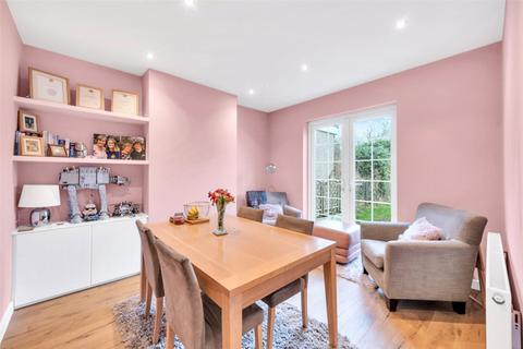 14 Manor Way, Bexleyheath, DA7 6JL