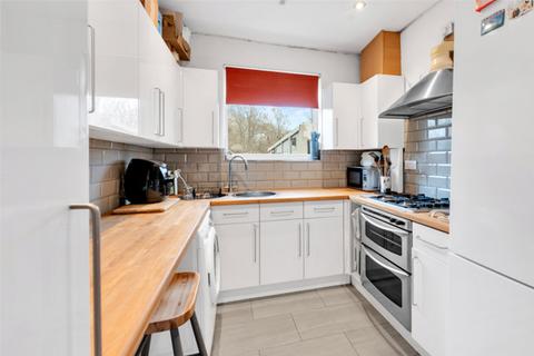 14 Manor Way, Bexleyheath, DA7 6JL